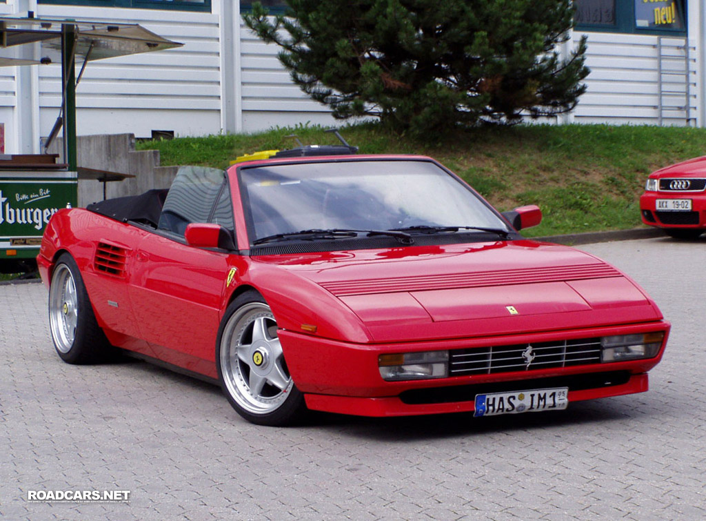 Ferrari Mondial 32 Cabriolet