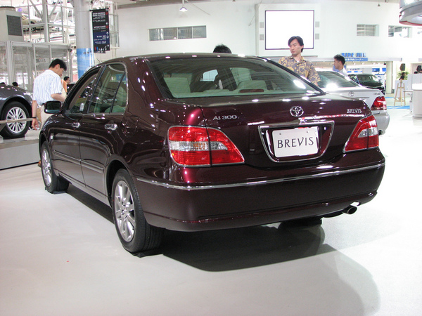 Toyota Brevis AI 300