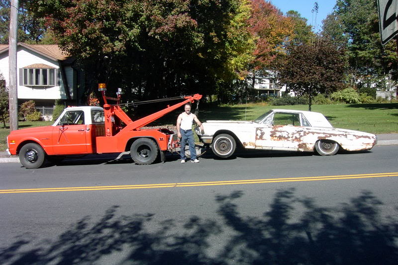 Chevrolet C-30 Deluxe rollback wrecker