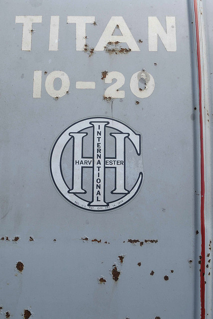 International Harvester Titan 10-20