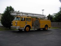 American LaFrance Series 900 50-ft Telesquirt