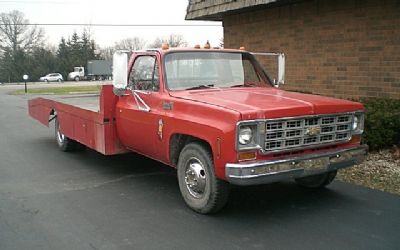 Chevrolet C30 Custom Deluxe