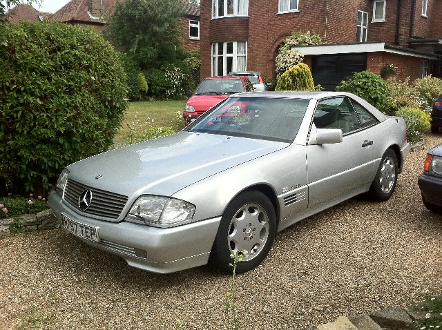 Mercedes-Benz 300 SL-24 hardtop Mercedes-Benz 300 SL-24 hardtop
