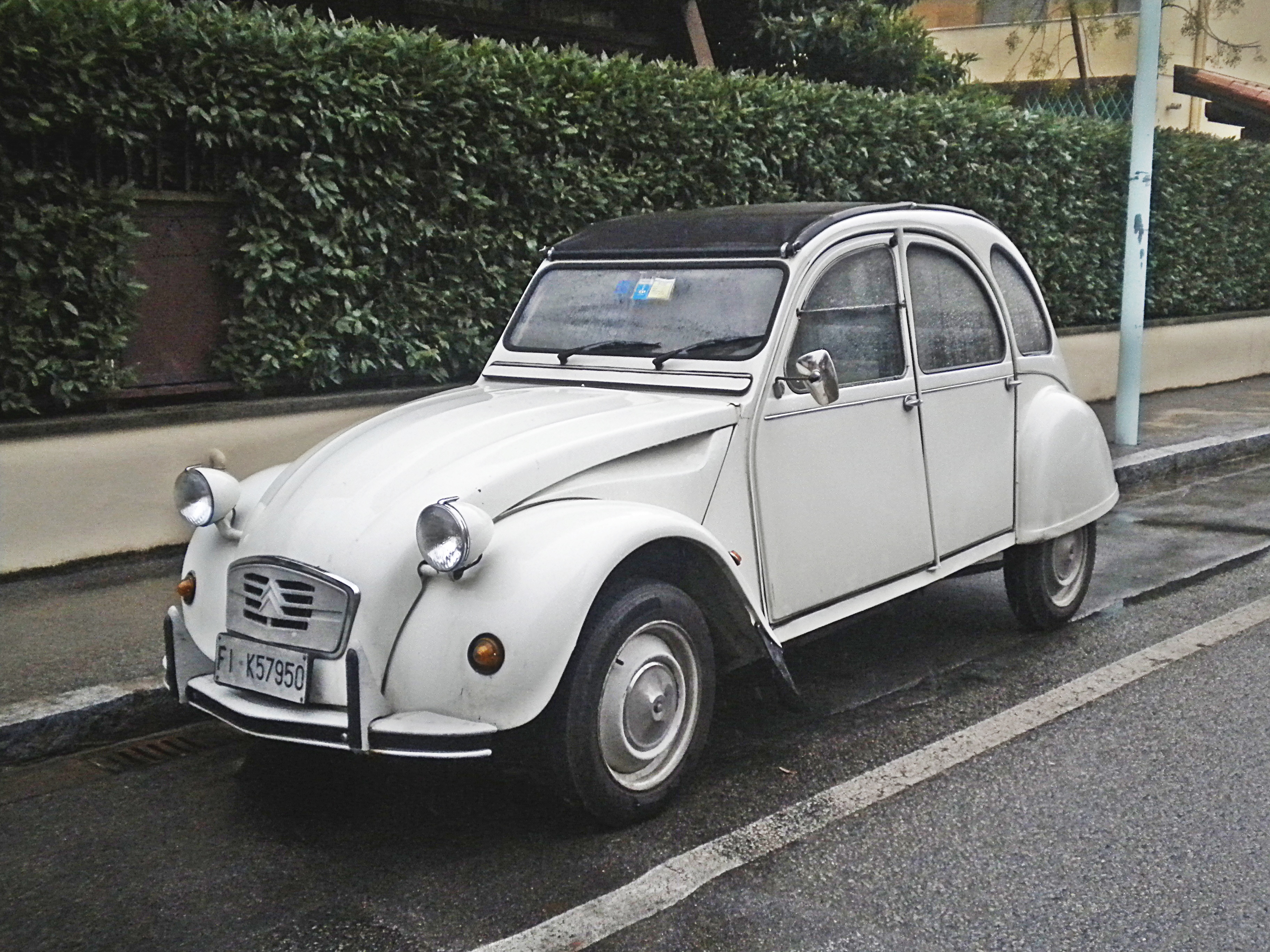 2CV 6 Special