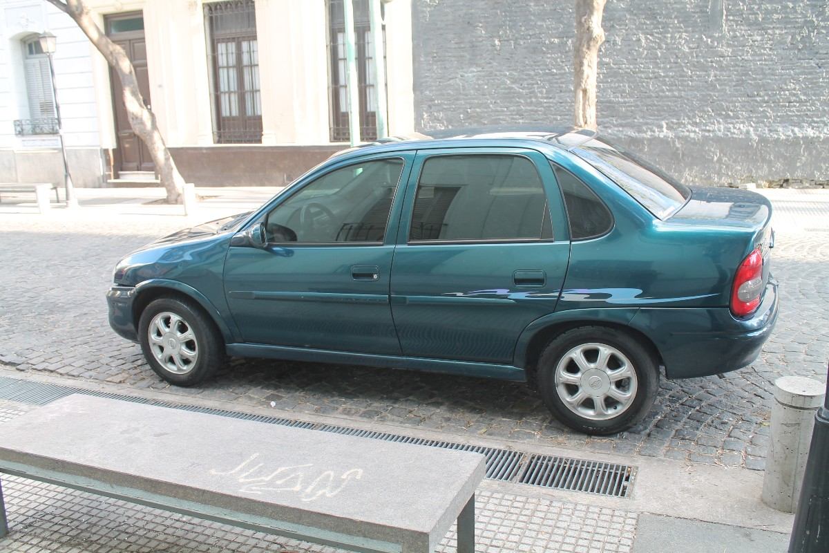 Chevrolet Corsa Super