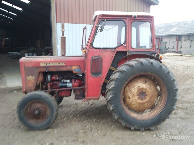 International Harvester 434