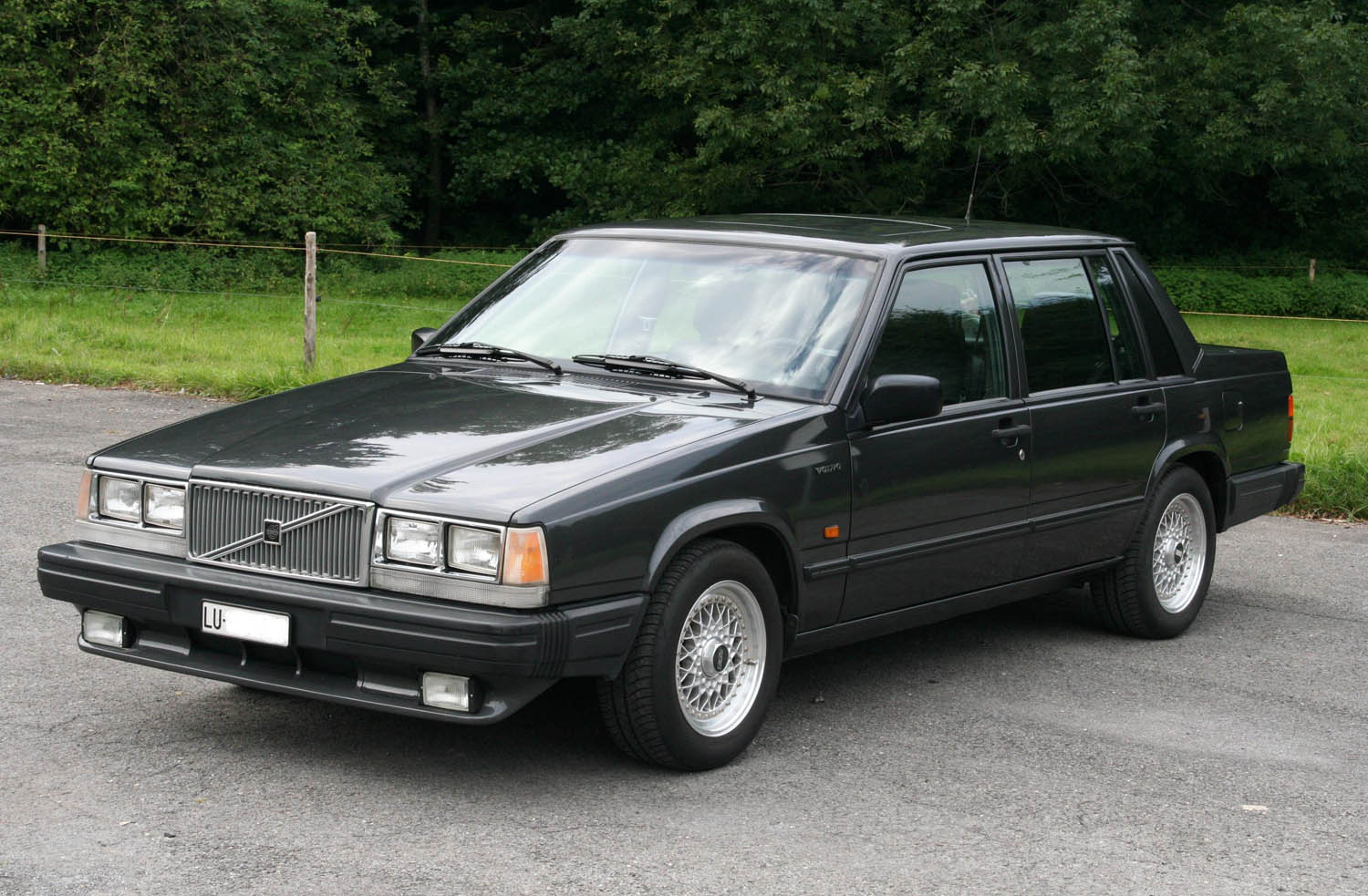 Volvo 740