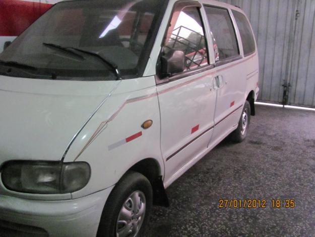 Nissan Serena Cargo-LX