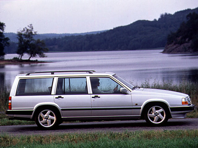 Volvo 745-833 GL