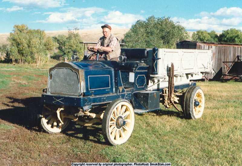 Packard Truck