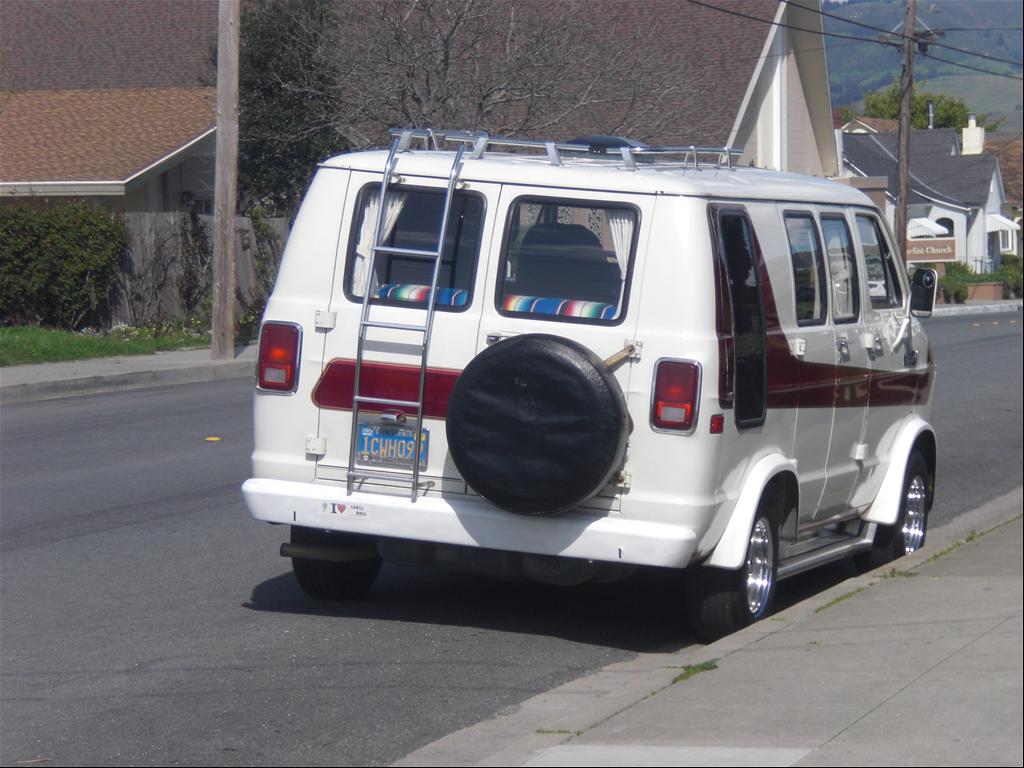 Dodge Ram Van 150