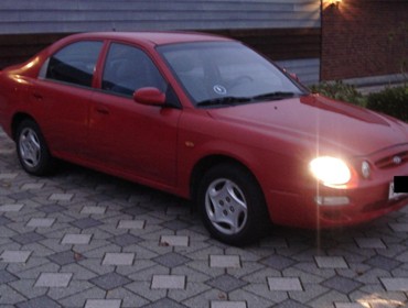 Kia Sephia GS 18