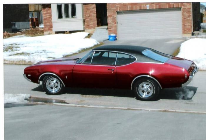 Oldsmobile Cutlass Brougham Coupe