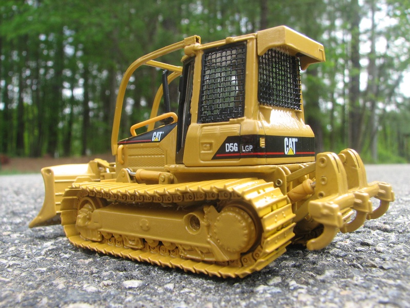 Caterpillar перевод на русский. Caterpillar d9. D9r бульдозер. Бульдозер Катерпиллер d5 nhfycvbcbz. Бульдозер Cat d5.