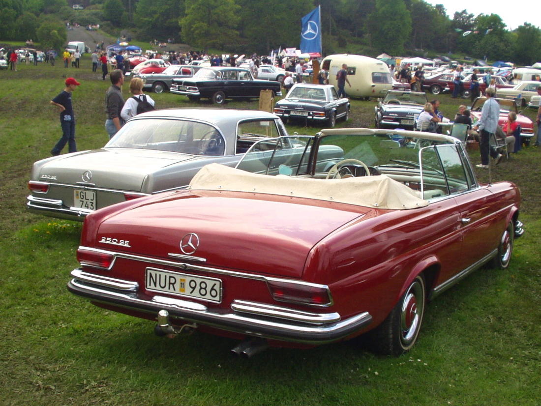 Mercedes-Benz 250Se cabrio