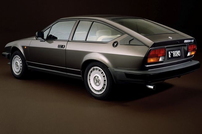 Alfa Romeo Alfetta 16