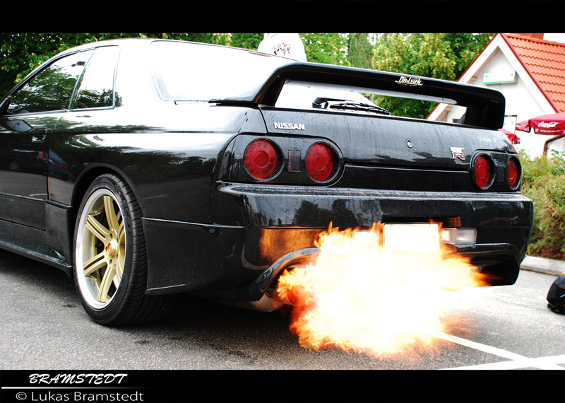 Nissan Skyline R32