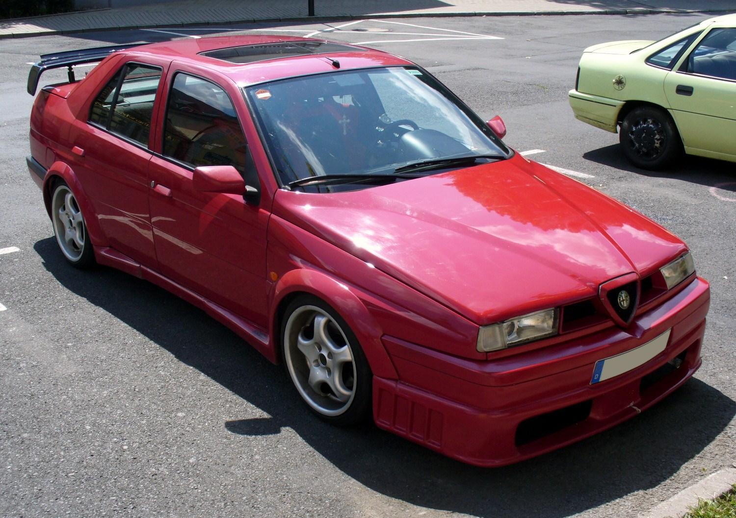 Alfa Romeo 155