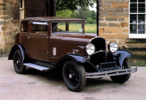 Chrysler 77 Crown sedan