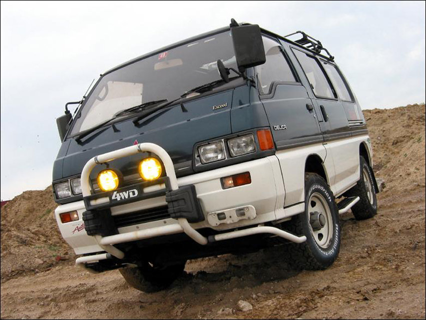 Mitsubishi Delica Starwagon Excel 4x4