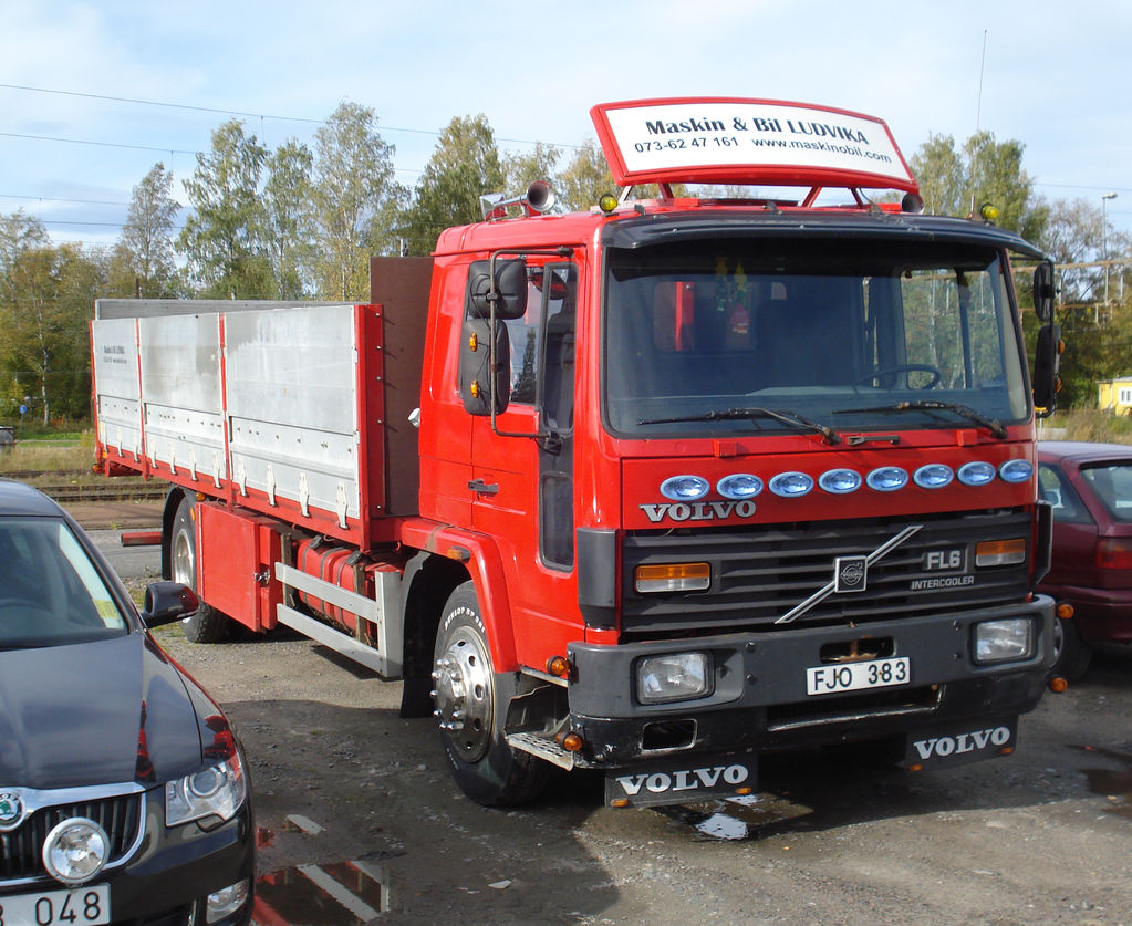 Volvo FL614 4X2