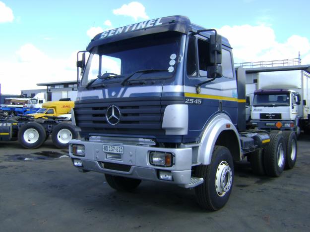 Mercedes-Benz Powerliner