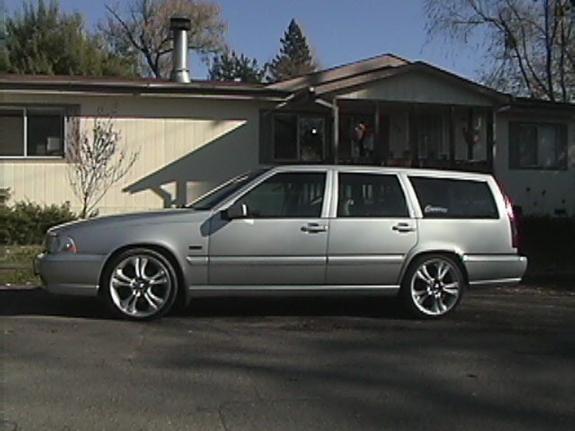 Volvo V70 T5