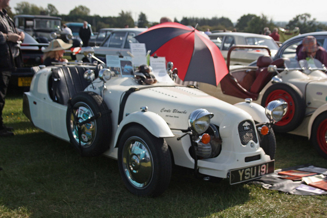 Lomax Citron 2CV