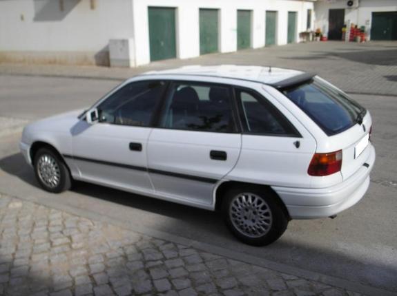 Opel Astra 17 D