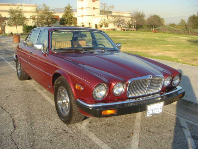 Jaguar XJ12 Vanden Plas