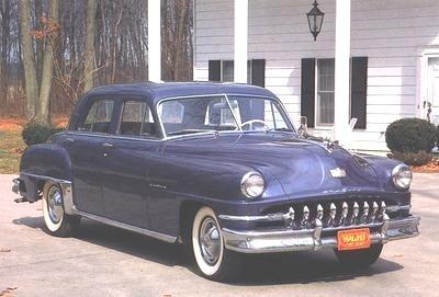 De Soto Custom sedan