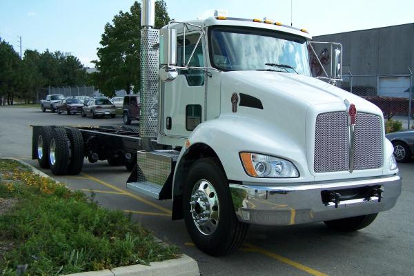 Kenworth T370