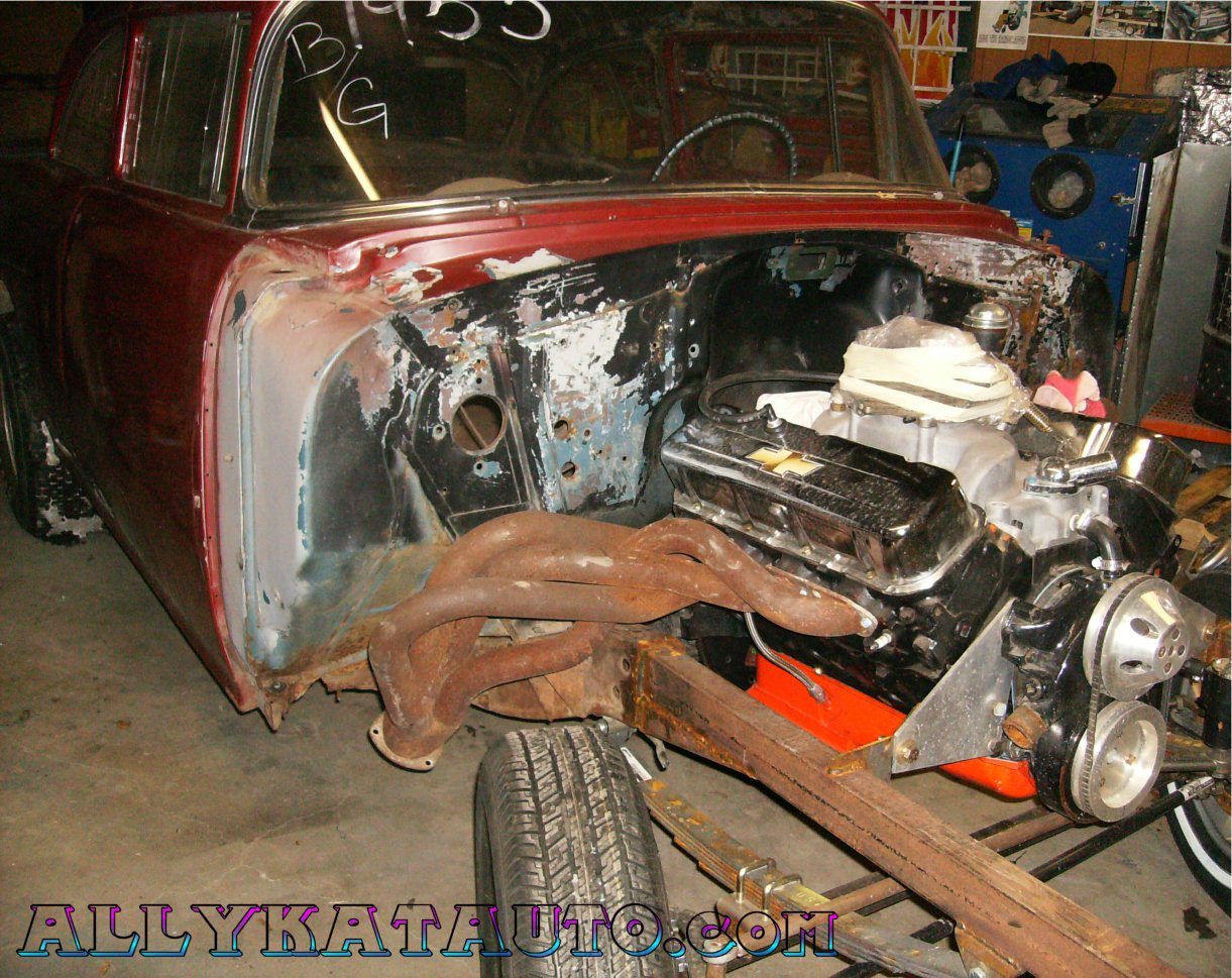 Pontiac Chieftain 8 4-dr Sed Pontiac Chieftain 8 4-dr Sed