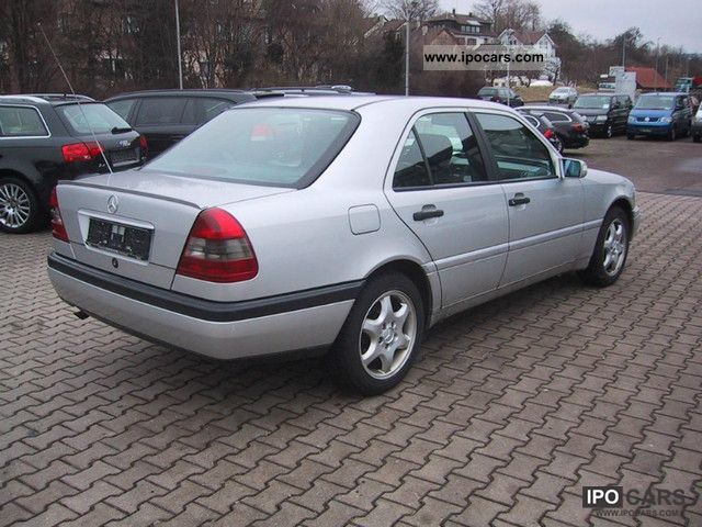 Mercedes-Benz C 180 Classic