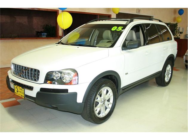 Volvo XC90 44L V8