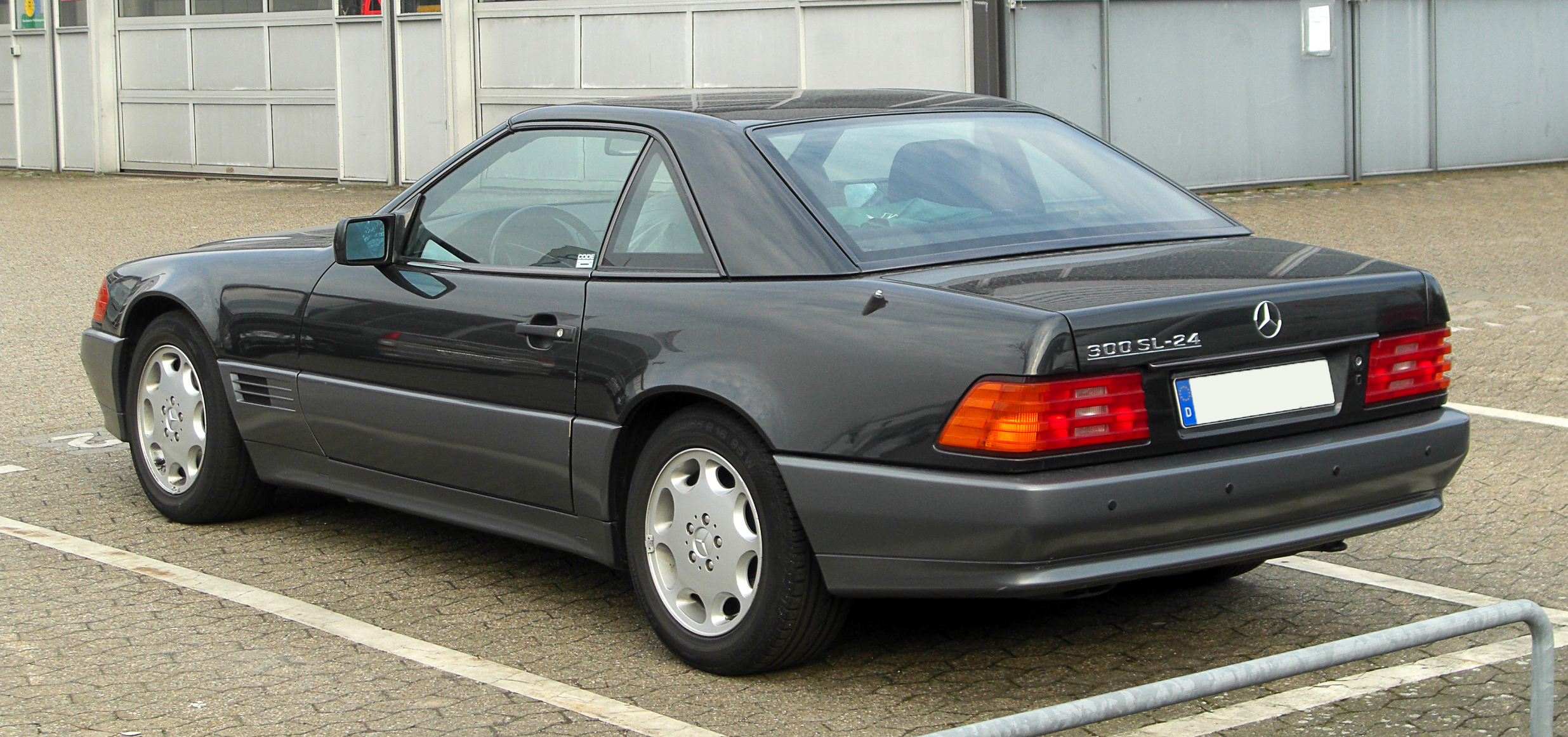 Mercedes-Benz 320 SL-24