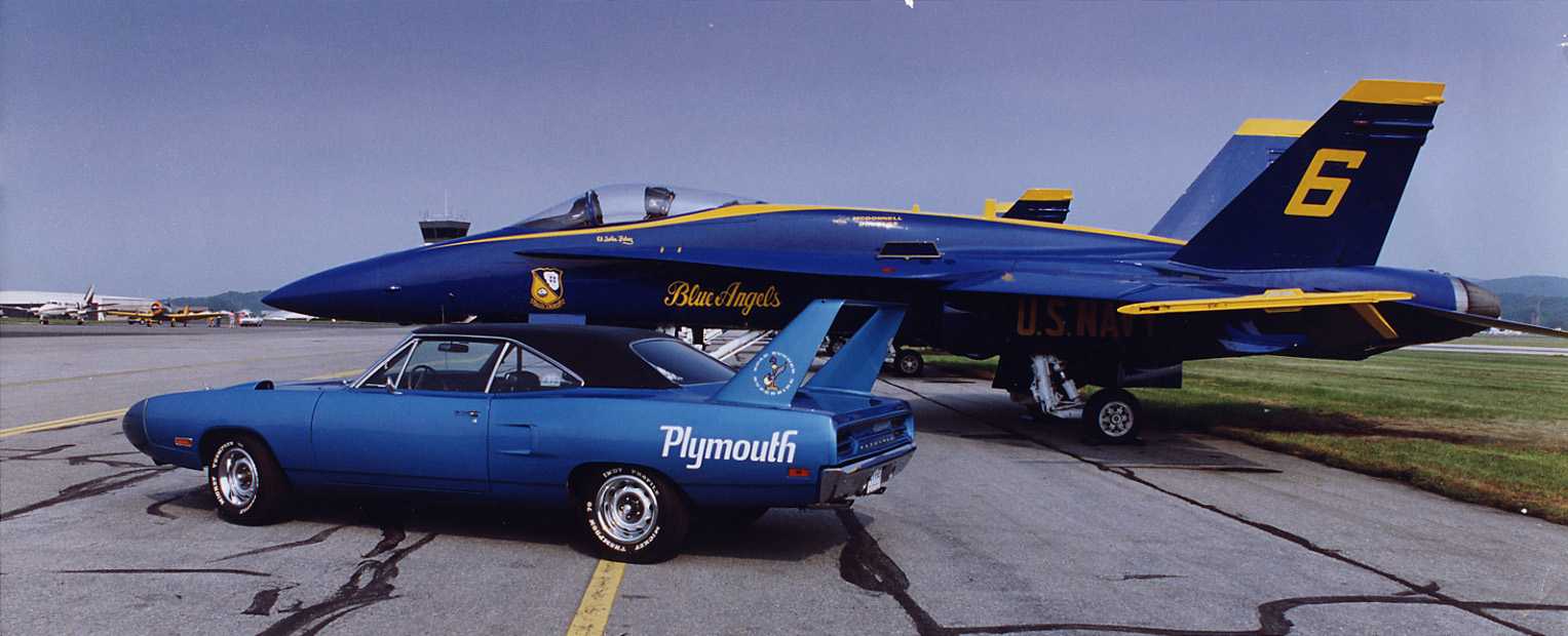 Plymouth Road Runner Superbird