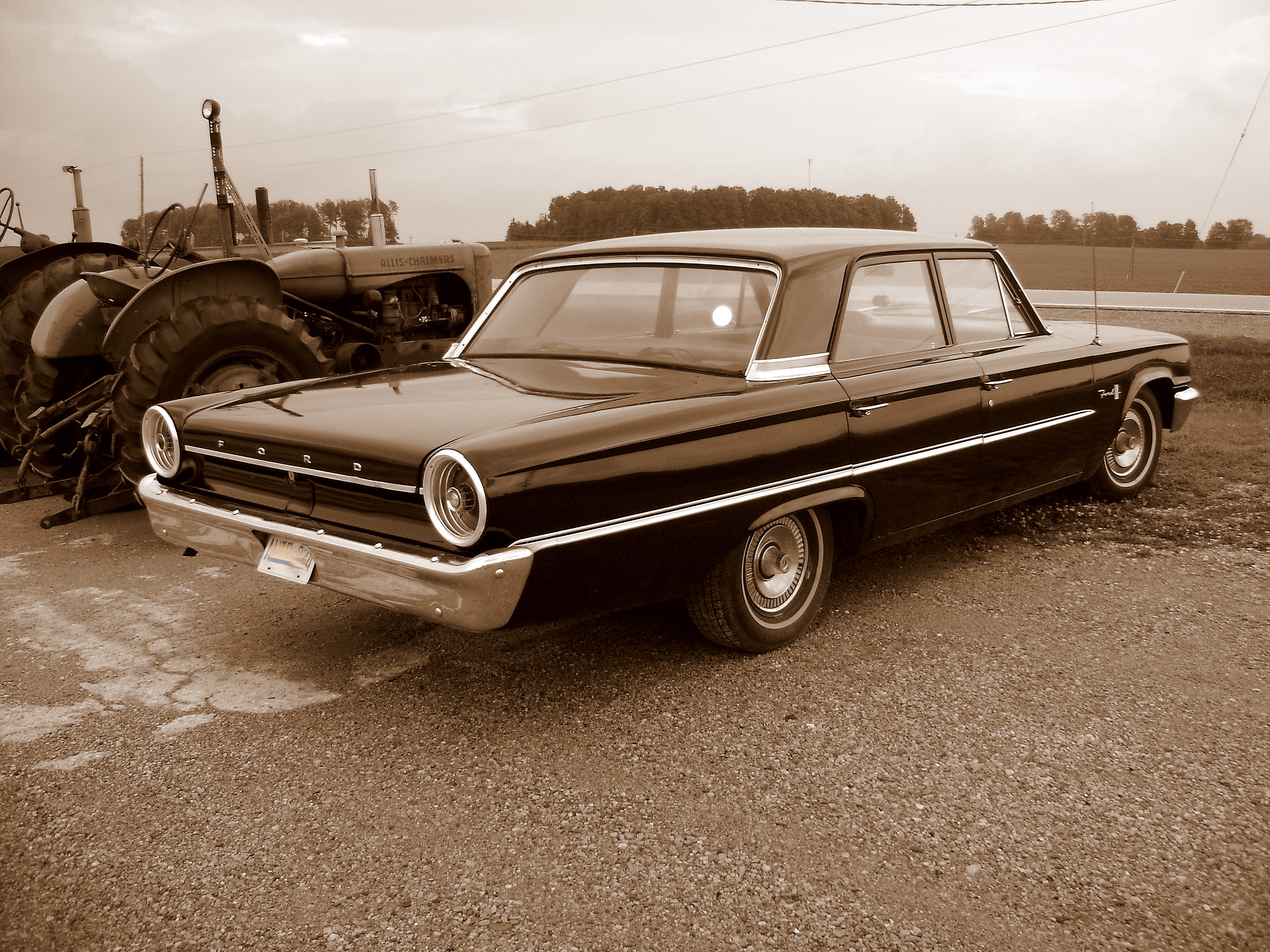 Ford Custom 300 sedan