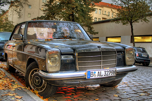 Mercedes-Benz W115