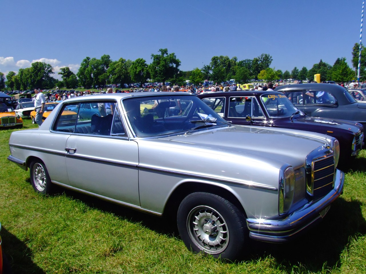 Mercedes-Benz 280 CE