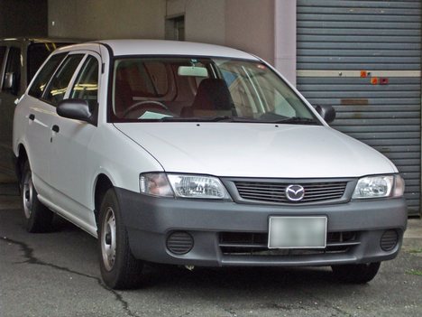 Mazda Familia Supreme 15