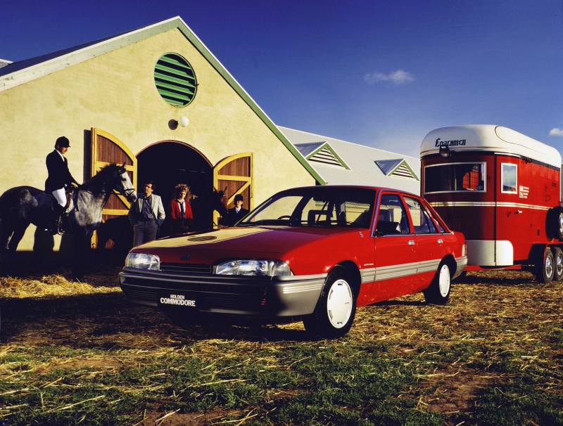 Holden Calais 30 VL