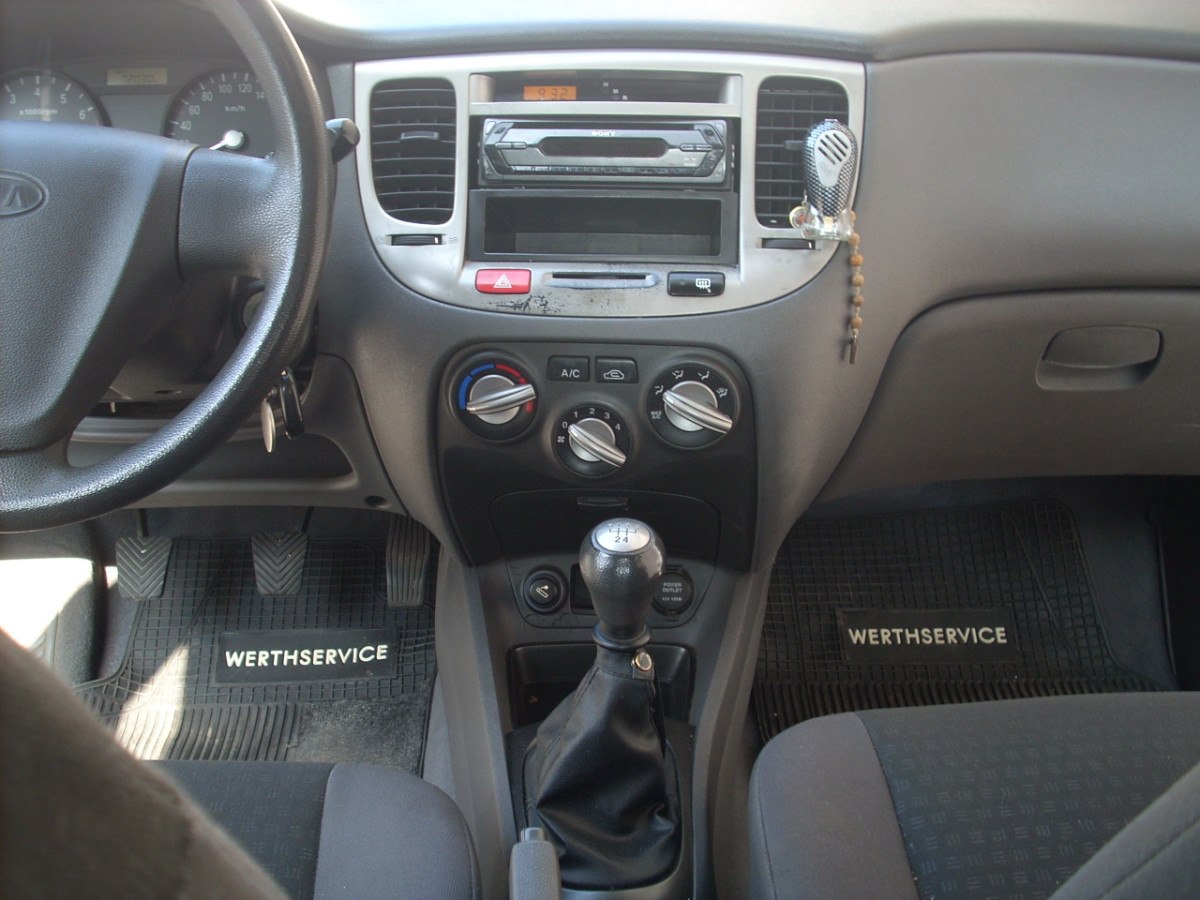 Kia Rio JB 14