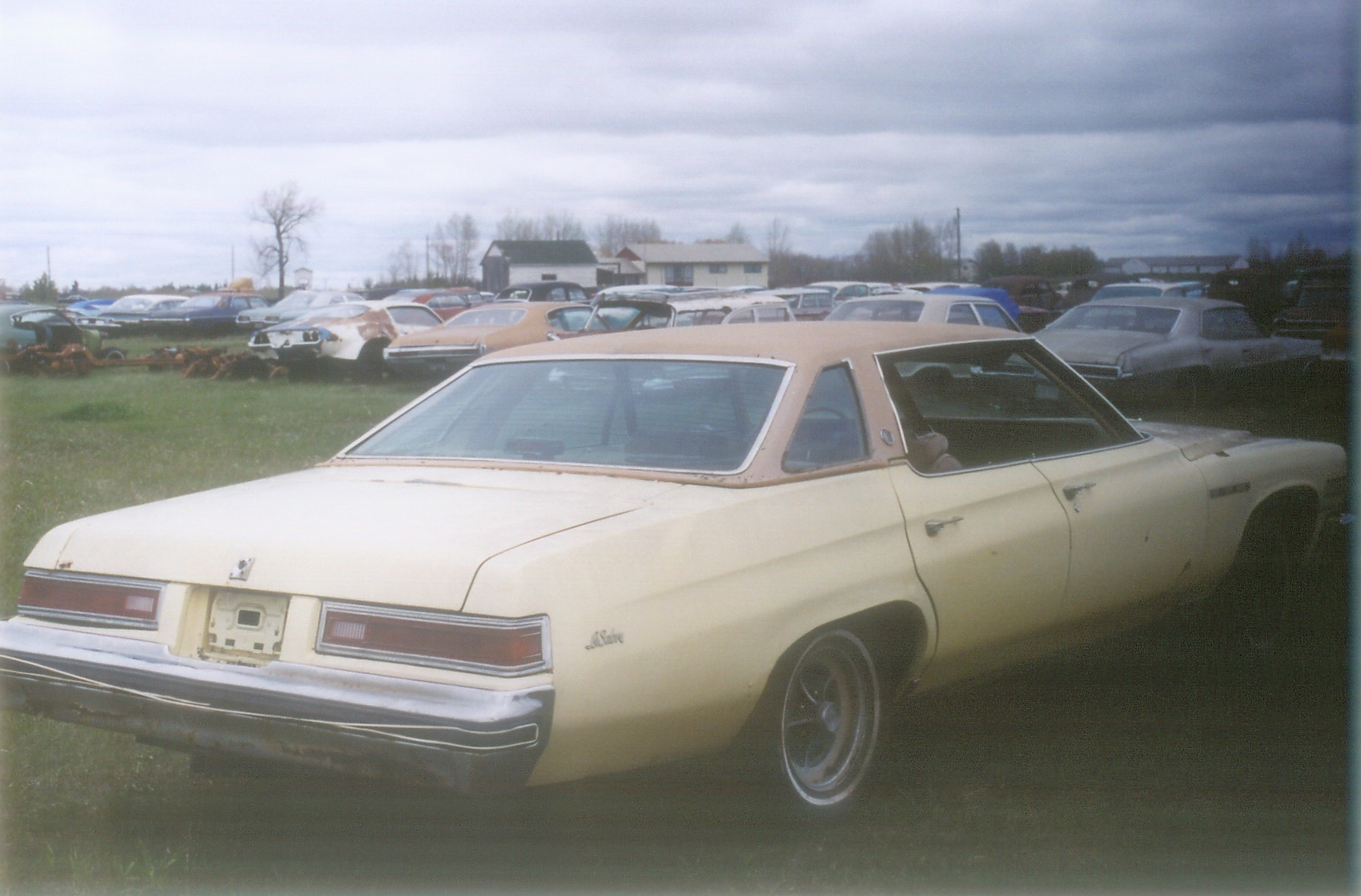 Buick Le SAbre Custom 4dr HT