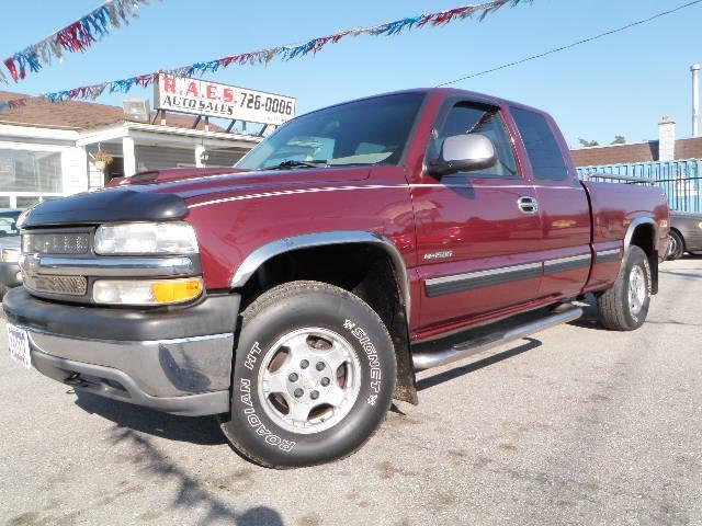 Chevrolet Silverado 1500 LS 4x4