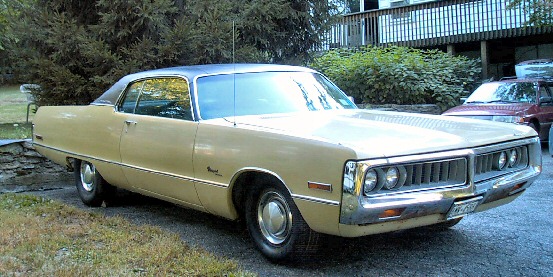 Chrysler Newport Custom HT Coupe