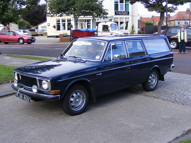 Volvo 145DL