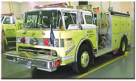 Ford F-750 Pierce pumper