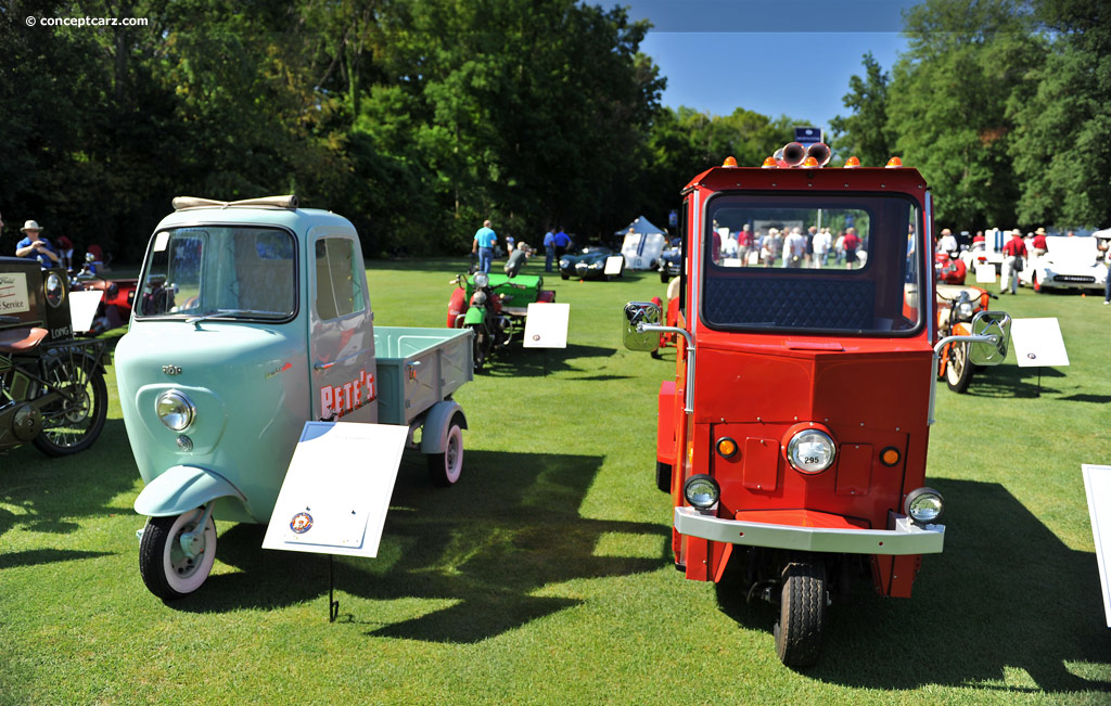 Cushman Truckster