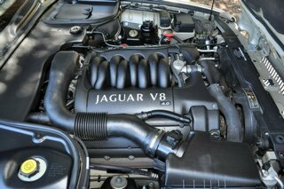 Jaguar Soverign 42